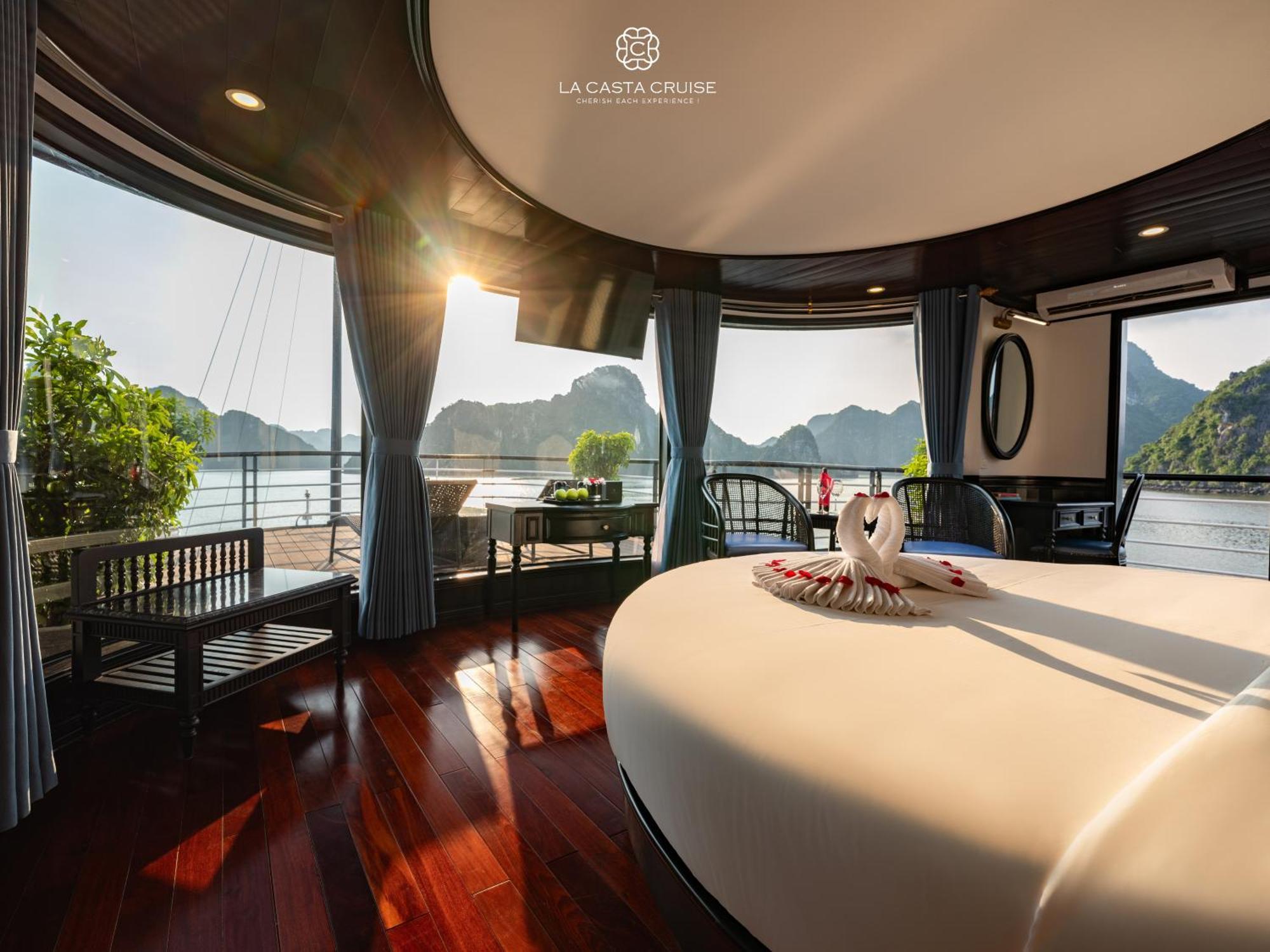 ホテル La Casta Cruise ハロン エクステリア 写真